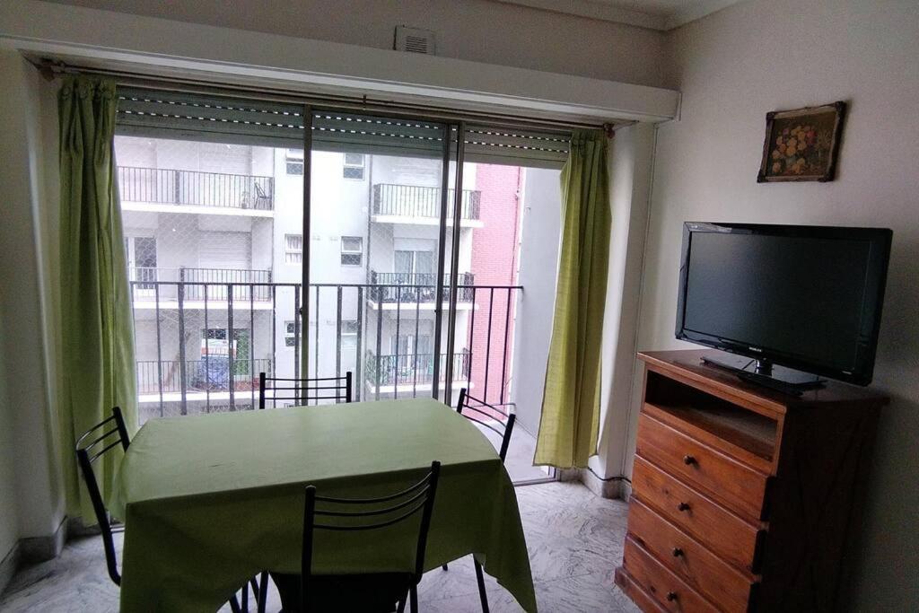 Depto Cordoba Zona Centro 3 Personas Mar del Plata
