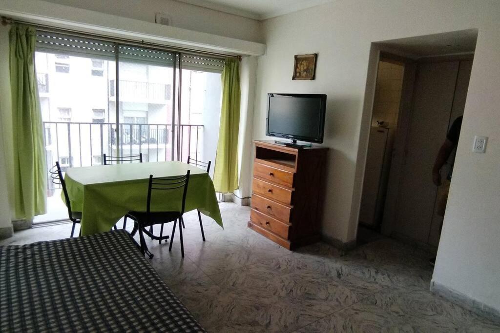 Apartamento Depto Cordoba Zona Centro 3 Personas Mar del Plata